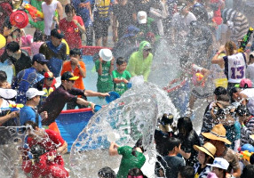 Фестиваль воды в Корее