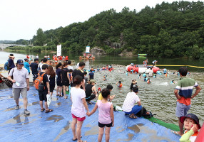 Национальный фестиваль в Корее на реке Кымган