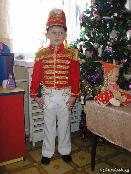 Томик М