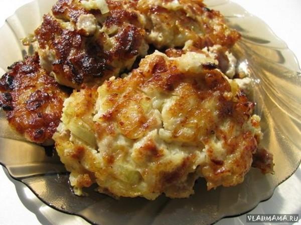 Мясные оладьи.
