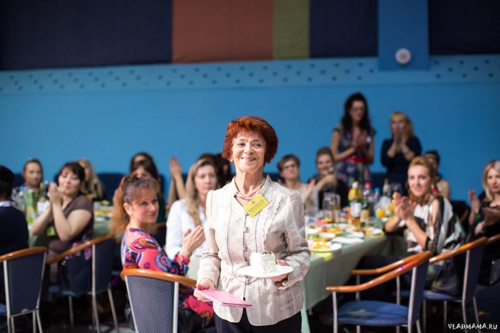 День матери (706)