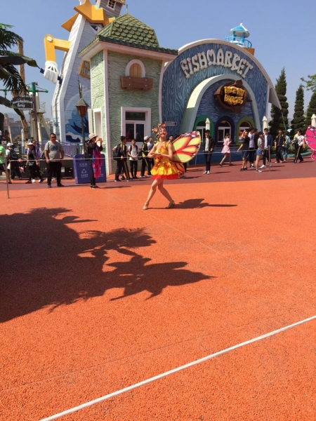 56946