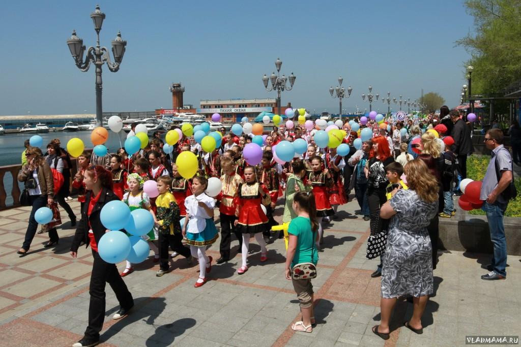 1.06.2013 - День детей во Владивостоке3