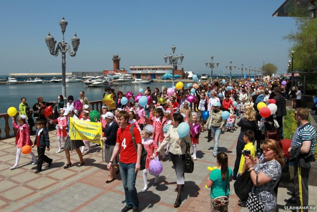1.06.2013 - День детей во Владивостоке4